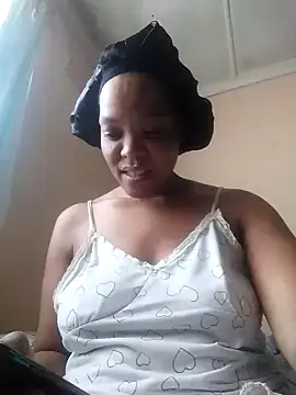 Snapshot of Feathergal69_ chatting on September 11, 5:40 am Feathergal69 online show from September 11, 5:40 am