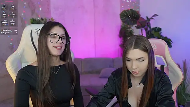 Julia  Star  online show from March 21, 12:28 pm