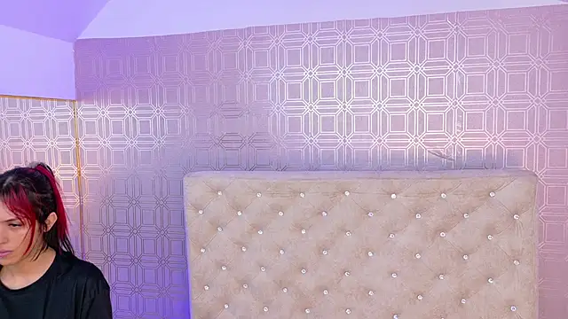 Derieri D online show from November 20, 7:35 pm