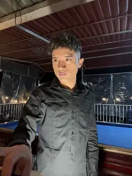 Snapshot of Edward_Milleer chatting on January 1, 3:34 am Edward Milleer online show from January 1, 3:34 am