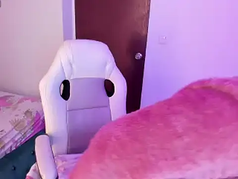 Jhiinny Brownn online show from March 18, 9:20 am