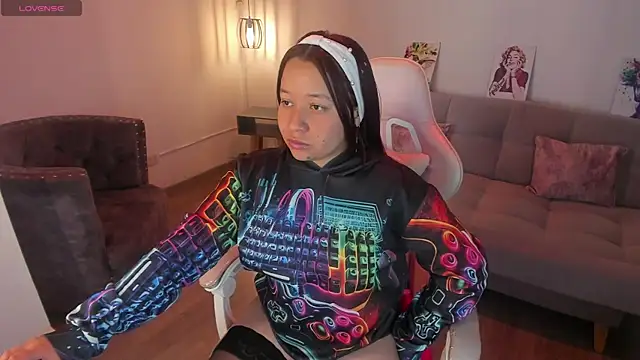 Jhiinny Brownn online show from September 14, 3:05 am