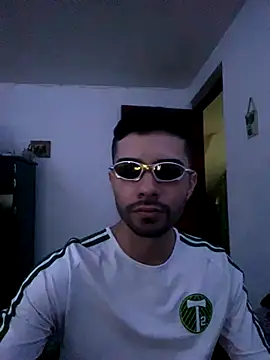 Jestebanano online show from November 8, 11:36 pm