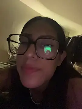 Snapshot of AleFantasy0001 chatting on March 22, 3:54 am AleFantasy0001 online show from March 22, 3:54 am
