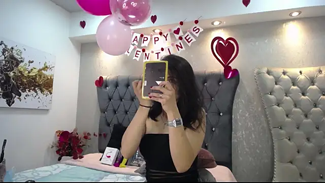 Melodi Roux online show from February 14, 2:54 pm