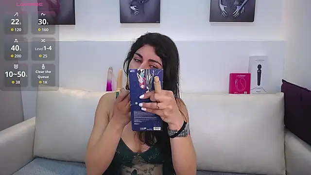 Melodi Roux online show from October 3, 1:19 pm