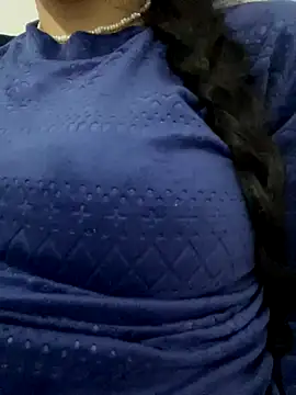 Lina-lolo online show from December 3, 6:49 pm