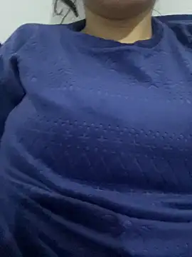 Lina-lolo online show from March 3, 9:59 pm