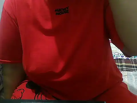 Snapshot of Queen_of_boobs01 chatting on January 13, 6:59 pm Queen of boobs01 online show from January 13, 6:59 pm