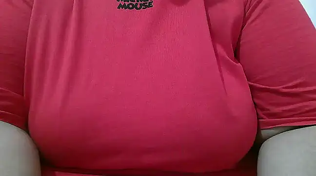 Snapshot of Queen_of_boobs01 chatting on February 14, 8:42 am Queen of boobs01 online show from February 14, 8:42 am