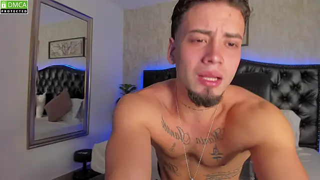 Snapshot of MattDevon chatting on March 10, 5:29 pm MattDevon online show from March 10, 5:29 pm