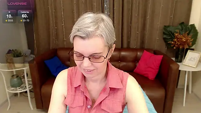 Cutie Erikaa1 online show from February 21, 2:50 am