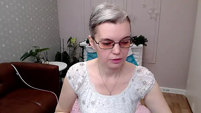 Cutie Erikaa1 online show from January 15, 3:00 am