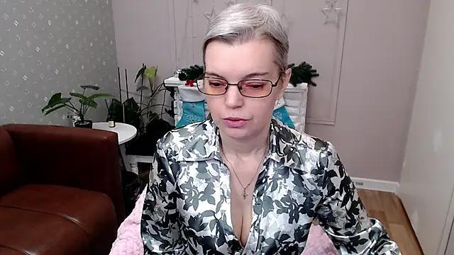 Cutie Erikaa1 online show from January 17, 2:16 am