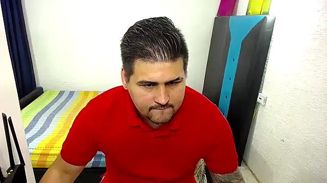 Snapshot of pitbullveryhot chatting on November 1, 11:51 pm pitbullveryhot online show from November 1, 11:51 pm