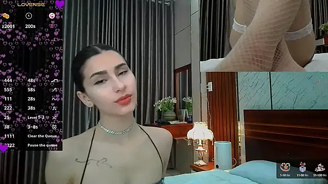 Snapshot of Taiyu_Yoshiwara chatting on February 9, 4:18 pm Taiyu Yoshiwara online show from February 9, 4:18 pm