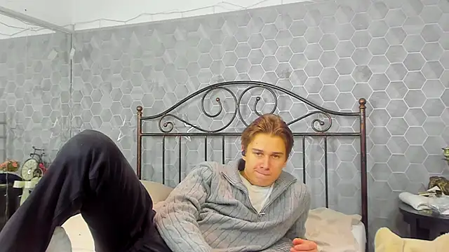 Snapshot of Marcus_Swampov chatting on January 15, 8:20 am Marcus Swampov online show from January 15, 8:20 am