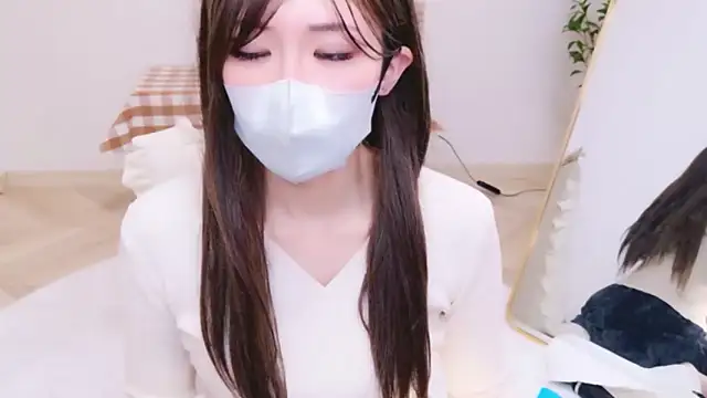 Snapshot of NAMI_s2 chatting on March 6, 3:08 pm NAMI s2 online show from March 6, 3:08 pm