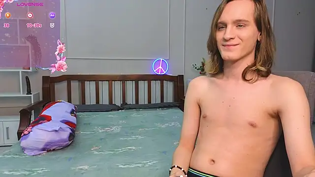 Snapshot of nikompell chatting on December 30, 2:09 am nikompell online show from December 30, 2:09 am