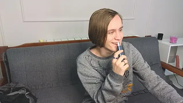 Snapshot of nikompell chatting on January 7, 1:38 am nikompell online show from January 7, 1:38 am