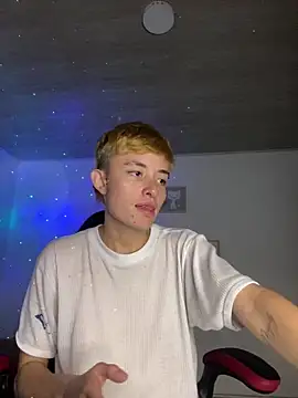 nico 18x online show from February 11, 5:26 am