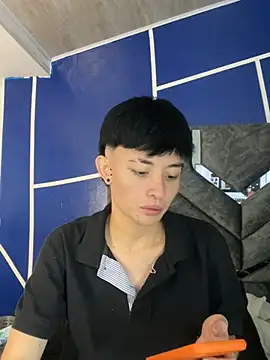 nico 18x online show from February 13, 5:58 am