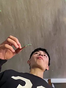 nico 18x online show from March 8, 9:51 pm