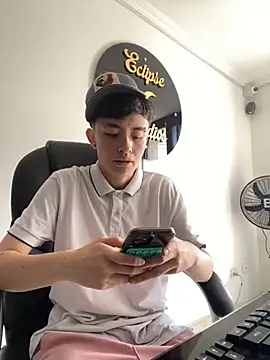 nico 18x online show from December 1, 4:45 pm