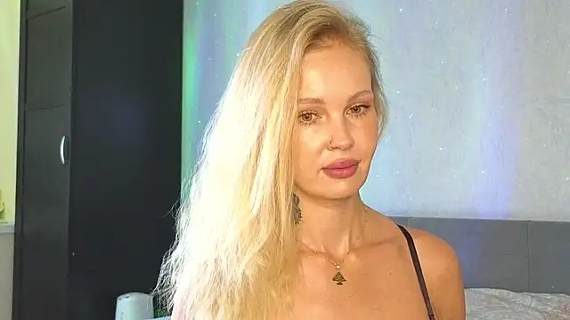 Snapshot of Erotic_Ann chatting on August 2, 3:05 am Erotic Ann online show from August 2, 3:05 am