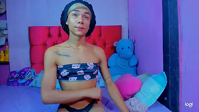 StassieBell online show from February 16, 4:52 am