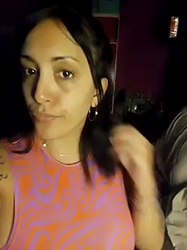 Snapshot of shishiii_11 chatting on February 16, 4:09 am shishiii 11 online show from February 16, 4:09 am