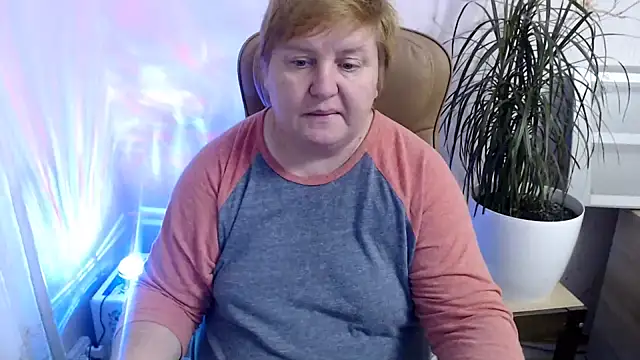 Snapshot of Limonka-Fire chatting on December 2, 8:55 pm Limonka-Fire online show from December 2, 8:55 pm