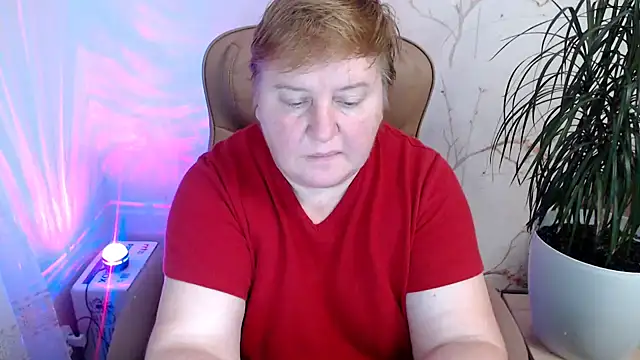 Snapshot of Limonka-Fire chatting on December 12, 5:26 pm Limonka-Fire online show from December 12, 5:26 pm