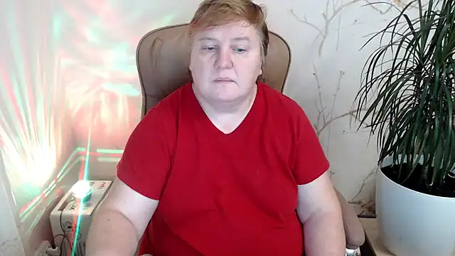 Snapshot of Limonka-Fire chatting on December 12, 9:15 pm Limonka-Fire online show from December 12, 9:15 pm