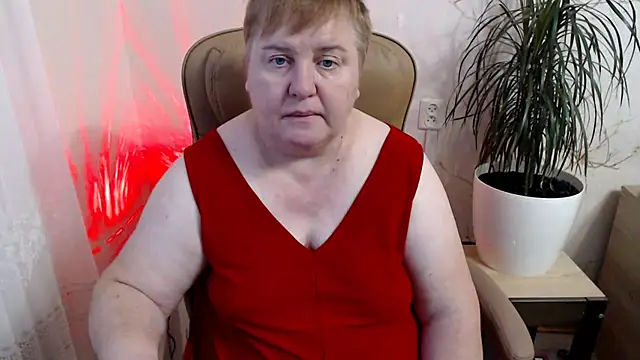 Snapshot of Limonka-Fire chatting on December 22, 1:00 pm Limonka-Fire online show from December 22, 1:00 pm