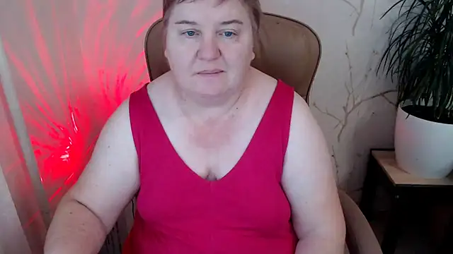 Snapshot of Limonka-Fire chatting on January 13, 10:14 am Limonka-Fire online show from January 13, 10:14 am