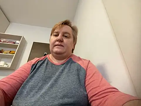 Snapshot of Limonka-Fire chatting on February 12, 1:16 pm Limonka-Fire online show from February 12, 1:16 pm