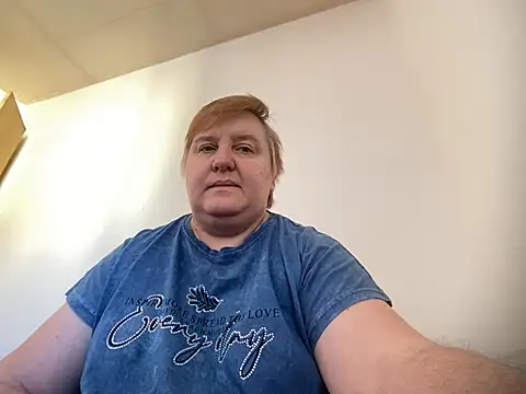 Snapshot of Limonka-Fire chatting on February 19, 11:38 am Limonka-Fire online show from February 19, 11:38 am