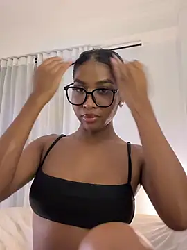 IamCrystal2 online show from January 13, 1:55 am