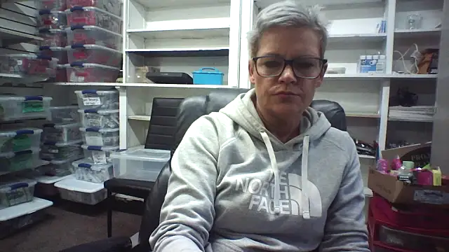 Snapshot of jadegilf1 chatting on May 15, 12:56 pm jadegilf1 online show from May 15, 12:56 pm