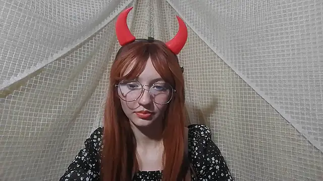 IsabellaBlacky online show from October 31, 3:07 am