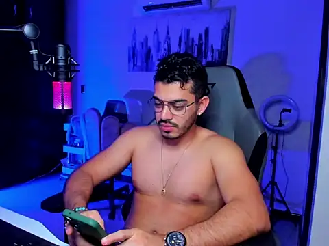 BrunoD31 online show from January 18, 2:48 am