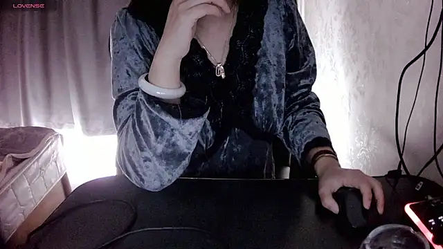 Snapshot of Fang-Xiaojie chatting on March 1, 4:37 am Fang-Xiaojie online show from March 1, 4:37 am