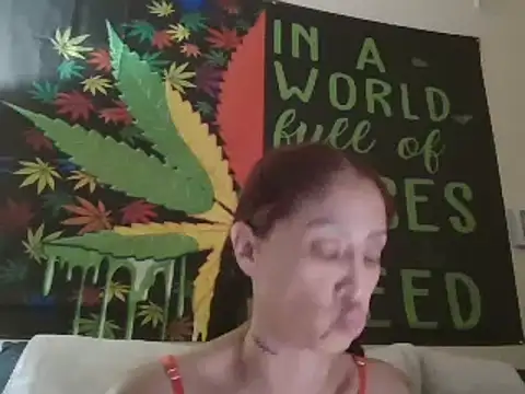 Snapshot of SexiiiMexiii chatting on January 12, 5:03 am SexiiiMexiii online show from January 12, 5:03 am