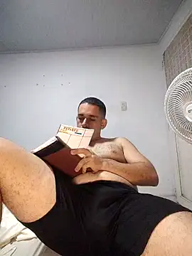 Snapshot of CRISTHIAN_GREY01 chatting on October 5, 6:23 am CRISTHIAN GREY01 online show from October 5, 6:23 am