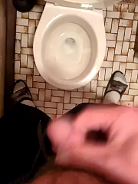 Cuminmyhands90 online show from March 1, 8:16 am