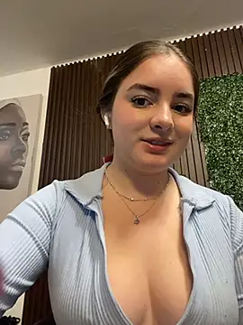 imlindapink online show from July 24, 4:49 pm