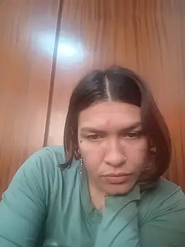 Snapshot of Lela-pink chatting on July 28, 6:53 pm Lela-pink online show from July 28, 6:53 pm