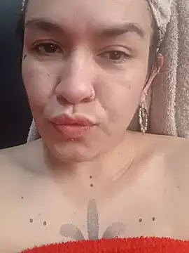 Snapshot of Lela-pink chatting on August 1, 5:01 pm Lela-pink online show from August 1, 5:01 pm