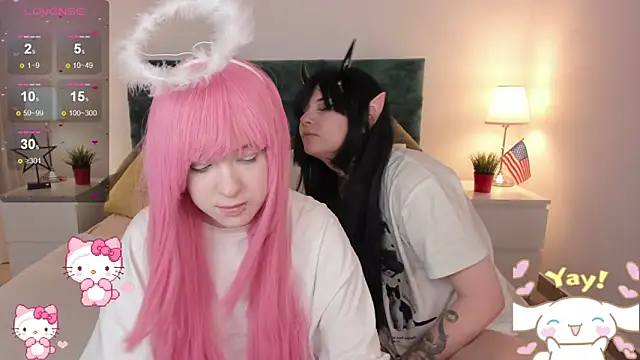 fiamoory online show from January 15, 8:08 am